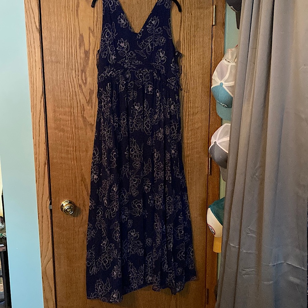 Motherhood Maternity floor length float dress